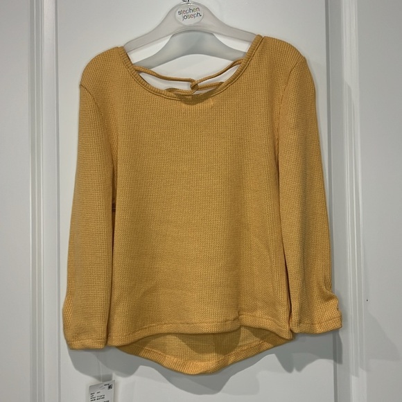 BEAUTEES MUSTARD WAFFLE KNOT LONG SLEEVE RHINESTONE TOP - Picture 6 of 7